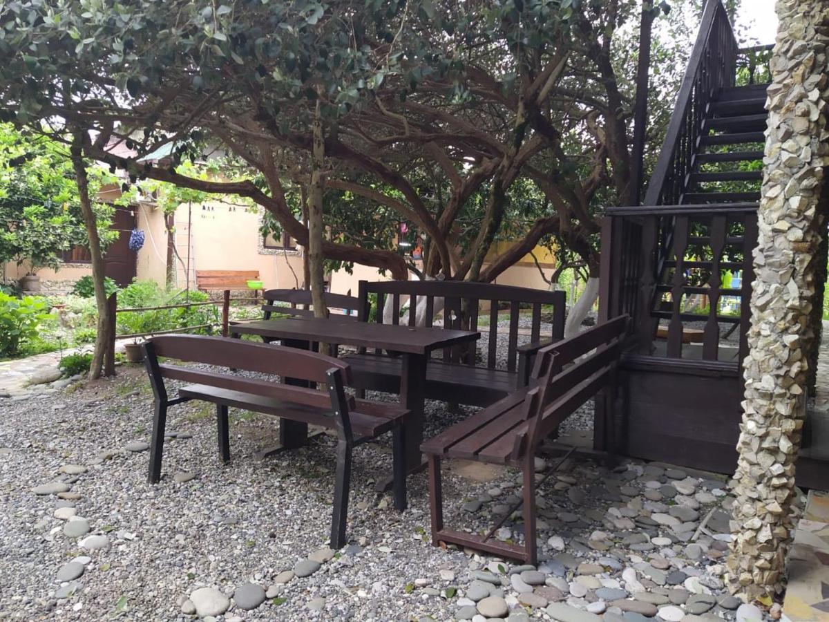 Guest House Lev Pitsunda Exterior foto