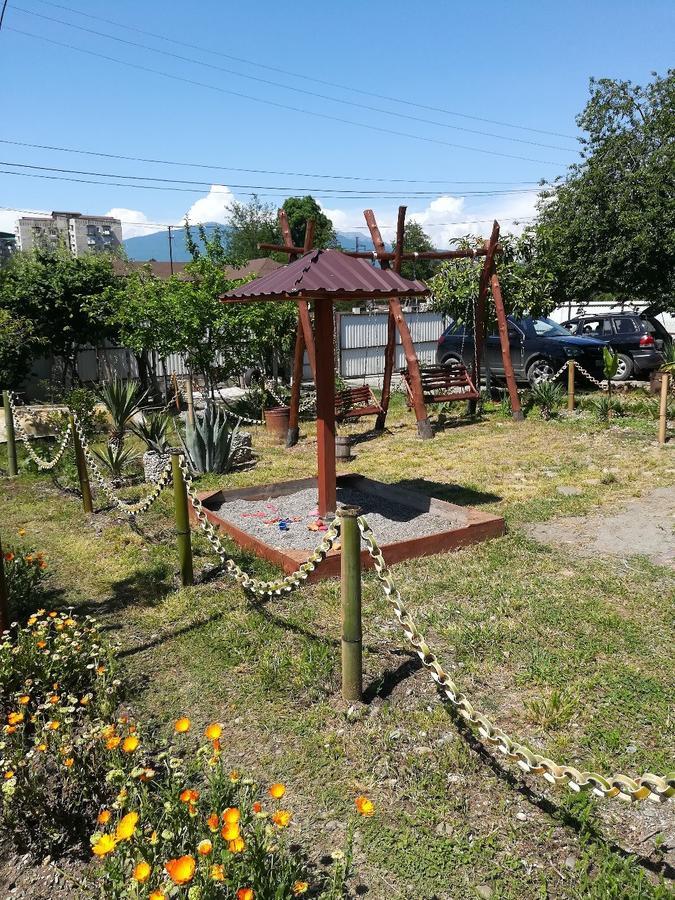 Guest House Lev Pitsunda Exterior foto
